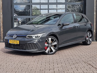 Volkswagen Golf 1.4 eHybrid GTE | LED | ACC | Sporstoelen | V/irtual | Navi | App-connect | All-seasons |