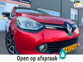 Renault Clio Estate 0.9 TCe Expression van 2de Eig met trekhaak en parkeersensoren en navigatie en bluetooth en cruise controle