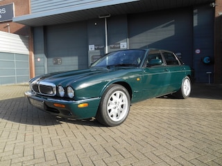 Jaguar XJ 3.2 V8 Sport