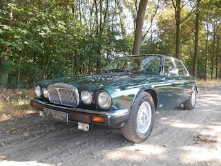 Daimler 4.0 5.3 V12 Double Six