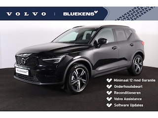 Volvo XC40 B4 Plus Dark - Panorama/schuifdak - IntelliSafe Assist & Surround - Harman/Kardon audio - Parkeercamera achter - Verwarmde voorstoelen & stuur - Parkeersensoren voor & achter - Elektr. bedienb. voorstoelen met geheugen links - Draadloze tel. lader - Extra getint glas - Inklapbare trekhaak - 18' LMV