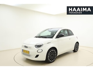 Fiat 500 La Prima 42 kWh | Glazen dak | Cruise control | Camera | Elektrisch verstelbare spiegels