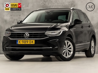 Volkswagen Tiguan 1.5 TSI Life Sport 150Pk Automaat (VIRTUAL COCKPIT, APPLE CARPLAY, CLIMATE, KEYLESS, STOELVERWARMING, SPORTSTOELEN, GETINT GLAS, ELEK ACHTERKLEP, ALCANTARA, NIEUWE APK, NIEUWSTAAT)