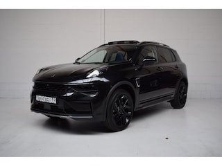 Lynk & Co 01 1.5 BLACK-EDITION / VIRTUAL / 360 CAMERA / INFINITY GELUID / PANORAMADAK / ADAPT.CRUISE / 20INCH / SFEERVERLICHTING