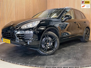 Porsche Cayenne 3.6 V6|299 PK|BLACK PACK|TREKHAAK|VOLLEDER|CAMERA|CRUISE+CLIMATE|SCHUIF-,KANTELDAK|STOEL+STUURVERWARMING|LMV 20''|
