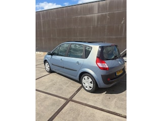 Renault Scénic 2.0-16V Privilège Luxe
