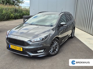 Ford Focus Wagon 1.0 ST-Line | Climate control | Cruise control | Navi | Stoel/stuur/voorruit verwarming | Parkeer assistent | Parkeersensoren | LED | 17"LMV