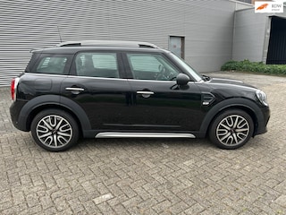 Mini Countryman 1.5 One Chili Works uitvoering