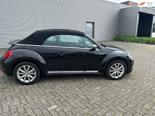 Volkswagen Beetle Cabriolet 1.2 TSI Design BlueMotion AUTOMAAT