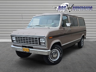 Ford E-250 XL CLUBWAGON