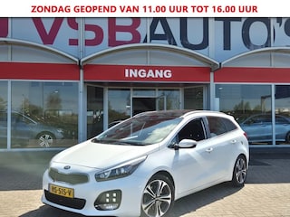 Kia Ceed 1.6 CRDI GT-LINE PANO-DAK NAVI TREKHAAK CAMERA WINTER-PAKKET ECC-AIRCO LMV PDC