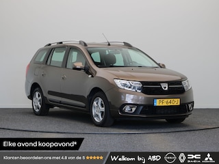 Dacia Logan 90pk TCe Laureate | 100% Dealer onderhouden! | Airco | Achteruitrijcamera | Cruise Control |