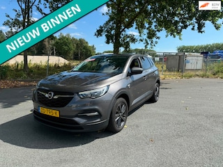Opel Grandland X 1.2 Turbo 120 Jaar Edition NETTE AUTO RIJDT EN SCHAKELT GOED