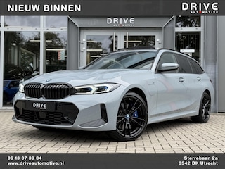BMW 3-serie Touring 330e xDrive M-Sport Pro |Pano|Driving Ass Prof|Innovation|360Cam|19"|