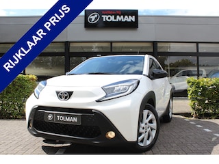 Toyota Aygo 1.0 VVT-i MT first | Rijklaar | Apple/Android | Stoel-verw. | Adap. Cruise. | DAB+ | Camera | LED