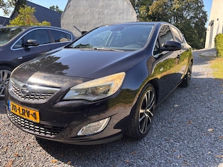 Opel Astra 1.4 Turbo Cosmo