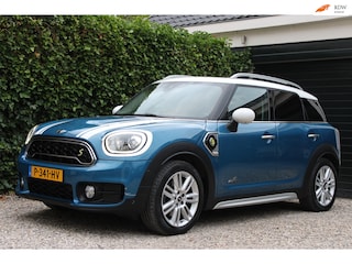 Mini Countryman 1.5 Cooper S E ALL4 Chili | Panoramadak | HUD | ACC | Achteruitrijcamera