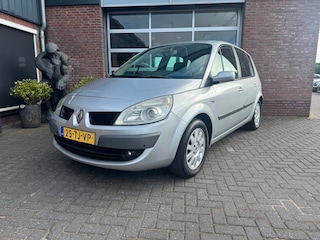 Renault Scénic 2.0-16V Expression Luxe | Automaat | Trekhaak |