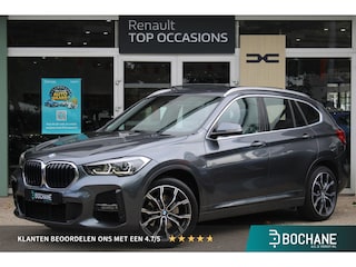 BMW X1 sDrive20i High Executive Edition | Panoramadak | Head Up Display | Trekhaak