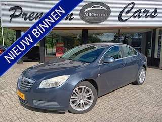 Opel Insignia 1.8 Business 18 inch,trekh,airco,nav,cruise. Nette auto