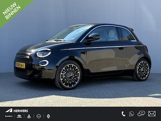 Fiat 500 La Prima 42 kWh / SOH 94% / Apple Carplay/Android Auto / Achteruitrijcamera / Adaptieve Cruise Control / Lichtmetalen Velgen 17" / Navigatie / 3-fase / Snelladen /