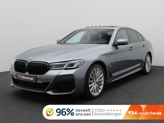 BMW 545e xDrive High Executive 394PK Aut. M-Sport, Pano-Schuifdak, SOH 90%, M-Sport, Head-Up Display, Stoel-Stuurverwarming, Stoelkoeling, Memorystoel, 360gr. Camera, Keyless