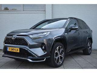 Toyota RAV4 2.5 Plug-in Hybrid AWD Bi-Tone Plus Automaat 306pk | Stoelverkoeling | 360 camera | Head-up display | Trekhaak |