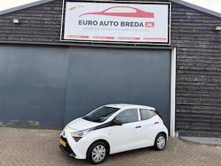 Toyota Aygo 1.0 VVT-i x-fun