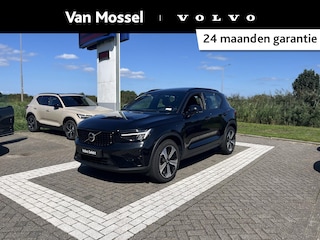 Volvo XC40 T4 Plug-in hybrid Ultimate Dark | Panoramadak | Trekhaak | Harman / Kardon | Power Seats |