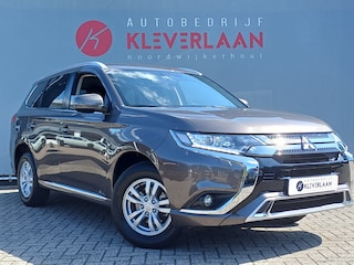 Mitsubishi Outlander 2.4 PHEV Pure | TREKHAAK AFNEEMBAAR | CAMERA | PDC | Wij bieden financiering mogelijkheden aan.
