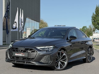 Audi A3 Limousine 35TFSI S-Lne 150pk Pano 19-Inch M-Led RS-Zetels Sfeerverl Navi Priveglas