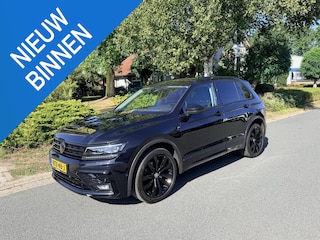Volkswagen Tiguan 2.0 TSI 4Motion 220PK DSG R-Line•Pano•Trekhaak