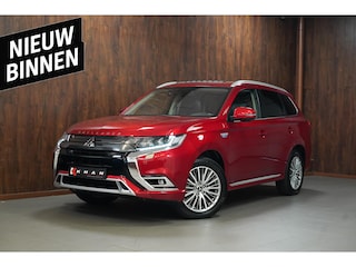 Mitsubishi Outlander 2.4 PHEV Intense+ Panorama|CarPlay|4WD|Elektrische achterklep