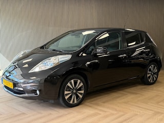 Nissan Leaf Tekna 30 kWh AUT. CAMERA 360 AIRCO BLUETOOTH BOSE SYSTEM CRUISE LEDER STOEL & STUURVERWARMING