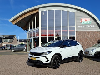 Opel Grandland 1.2 Turbo GS-Line Black Camera|carplay|stoelverw.