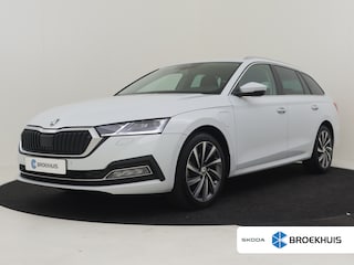 Skoda Octavia Combi 1.4 TSI iV PHEV Sportline business 245pk | Stoelventilatie | Head up display | Dodehoekdetectie | Keyless | Navigatie | Camera achter | Adaptief cruise control | App connect | 18"LMV