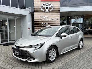 Toyota Corolla 2.0 Hybrid Business Plus STOEL/STUURVERW ELEK-ACHTERKLEP KEYLESS AD-CRUISE DAB+ CAMERA LM-VELGEN