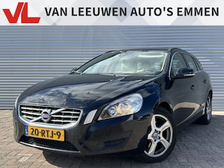 Volvo V60 1.6 T3 Momentum | Nieuw Binnen! | APK 19-05-2027 | Stoelverwarming | Trekhaak