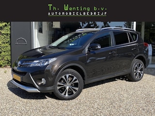 Toyota RAV4 2.0 Style 4WD | Navigatie | Cruise Control | Achteruitrijcamera | Klimaat Controle | Keyless | Trekhaak |