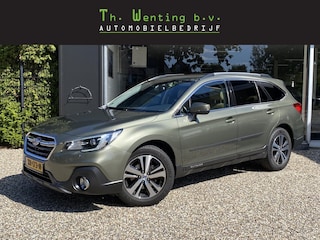 Subaru Outback 2.5i Premium | Adaptieve Cruise Control | Stoelverwarming | Harman/Kardon Audio | Navigatie |  Schuif/Kanteldak | Klimaat Controle | Trekhaak |