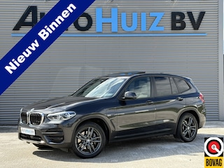 BMW X3 xDrive30e Executive Panoramadak Leder LED Carplay ACC Stuurwielverwarming Head-Up Display Trekhaak