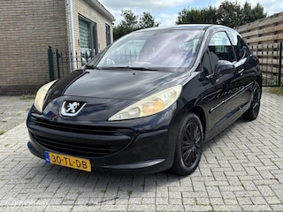 Peugeot 207 1.4-16V XS | nieuwe apk | airco | koopje