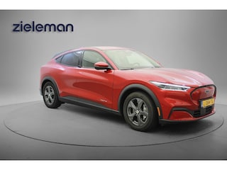 Ford Mustang Mach-E RWD 75 kWh - Carplay, Camera, Leer, Stoel/Stuur Verw. Trekhaak SOH 93%