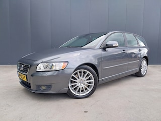 Volvo V50 2.0D AUTOMAAT Edition II XENON LEER CRUISE ECC TREKHAAK