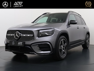 Mercedes-Benz GLB 180 Star Edition AMG Line | 7-persoons | Panorama - Schuifdak | Smartphone Integratie Pakket | Night Pakket | Achteruitrij Camera | Stoelverwarming Voor