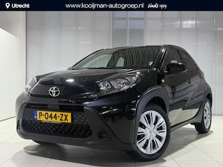 Toyota Aygo 1.0 VVT-i S-CVT Play BTW auto, Orgineel Nederlandse auto, Automaat, Camera. Applecarplay/android auto, 1e Eigenaar, Adaptieve cruise control, Dealer onderhouden
