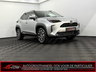 Toyota Yaris Cross 1.5 Hybrid 130 Executive Camera, Navi, Stoelverwarming/Koeling, Keyless start, Rijstrook correctie, Cruise control adaptief, EV mode, Lichtmetalen velgen, 3 jaar garantie