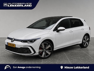 Volkswagen Golf GTE 1.4 eHybrid 245pk DSG | NAVI | SCHUIF/KANTELDAK | TREKHAAK | CLIMA | CAMERA |