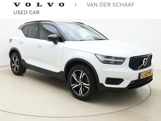 Volvo XC40 T2 130pk Automaat R-Design / Stoel + Stuurw. Verwarming / Getint Glas / DAB / Apple Carplay / PDC + Camera / 18'' / Trekhaak / Keyless /