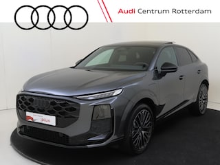 Audi Q3 1.5 e-hybrid S edition | SoH 99% | Panoramadak | Trekhaak | Tech Plus | Keyless | Parkeerassistent Plus | Sfeerverlichting | Navigatie Plus |